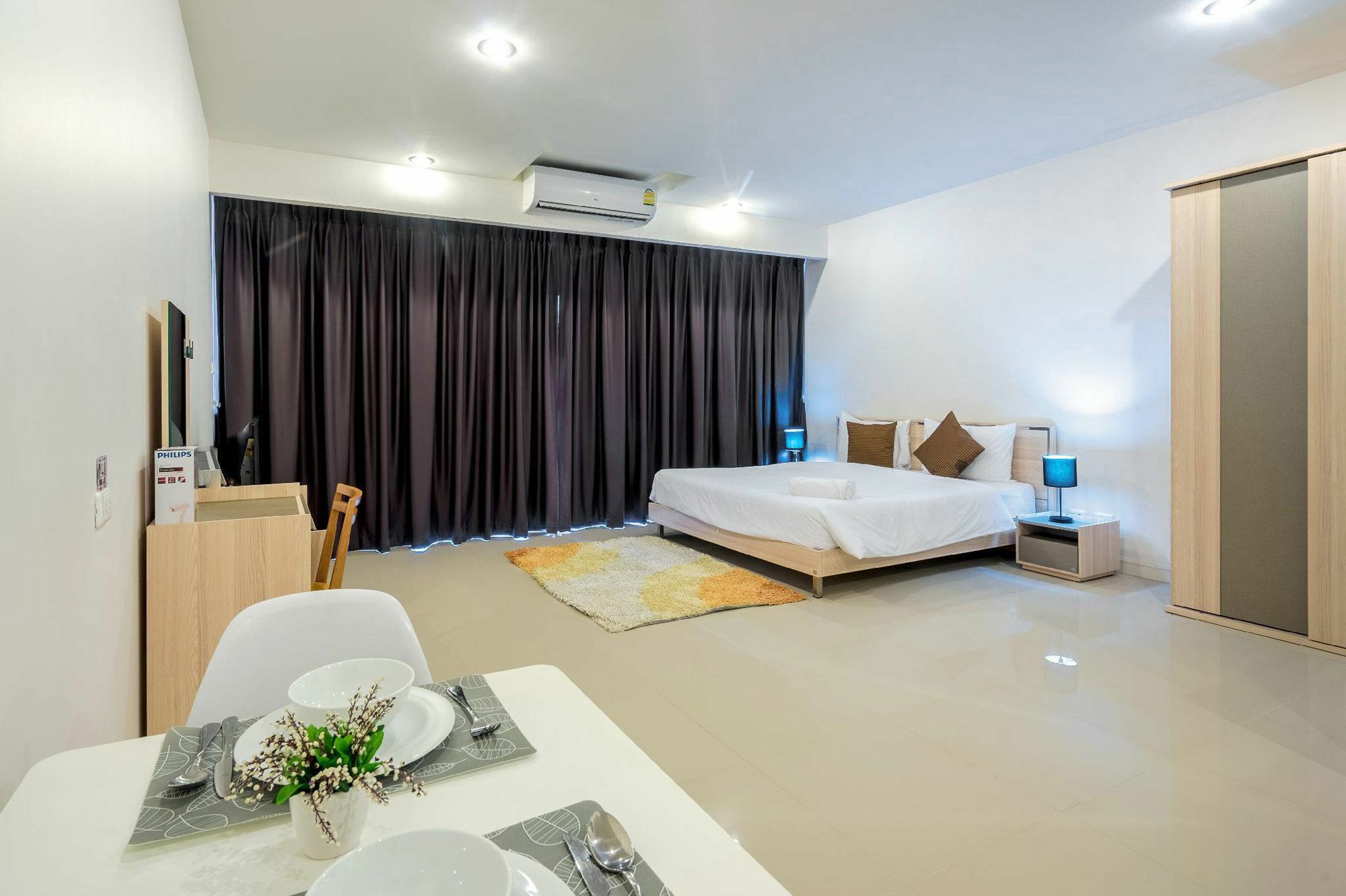 Chic Residences At Karon Beach Екстериор снимка